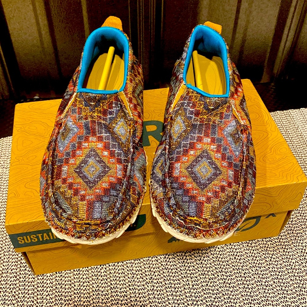 Twisted X Zero X  no glue shoe New in box Woman’s Slip on’s size 7 M